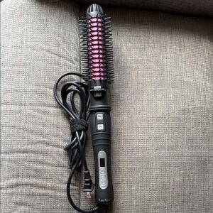 Amo Vee Rotating Iron/Brush